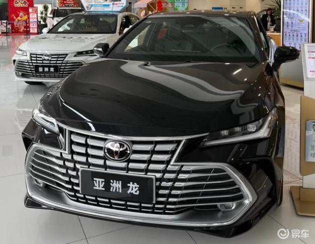 亚洲龙与凯美瑞：颜值大比拼，谁更吸睛