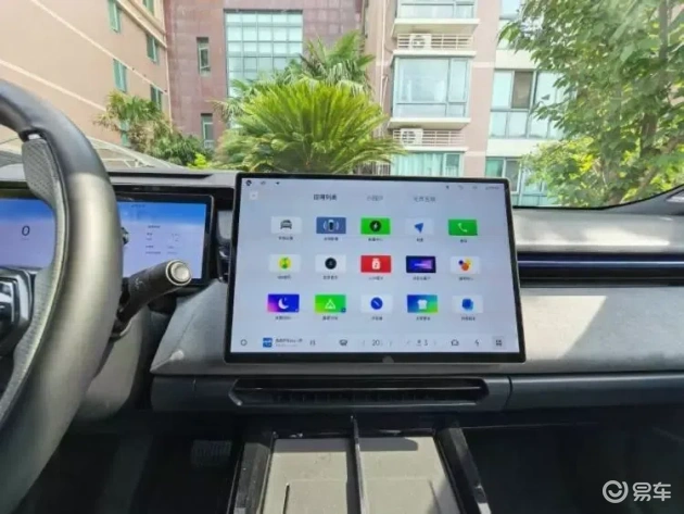 试驾豪华智电SUV 领克08 EM-P体验记