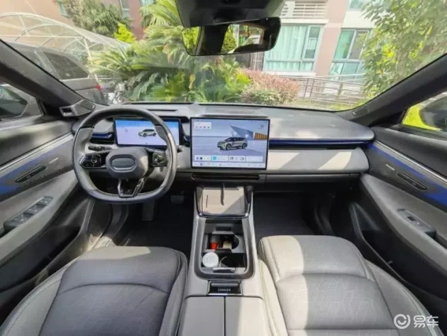 试驾豪华智电SUV 领克08 EM-P体验记