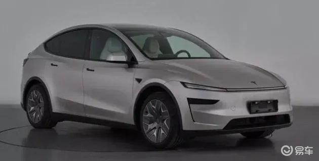 特斯拉Model Y L首测：33.9万值不值？揭晓真相