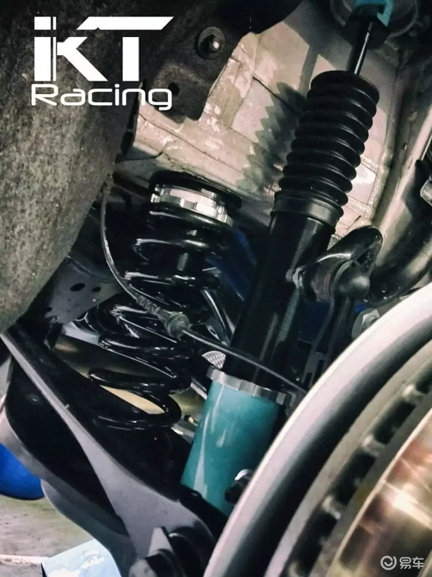 奥迪S4改装KT绞牙，玩转车身降地与宽体套件搭配的艺术