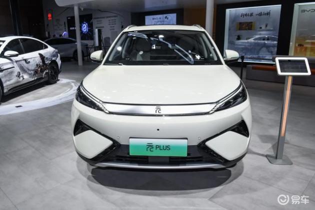 宝骏云海EV,纯电续航600km,10万级家用SUV,对比元PLUS怎么选?