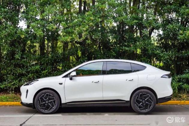 20万购车指南：选大五座纯电SUV不迷路