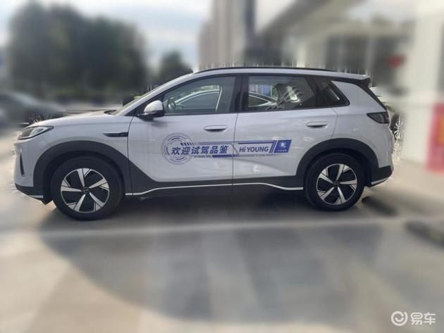 对比10万级纯电SUV：零跑B10 vs 海狮01EV，哪更划算