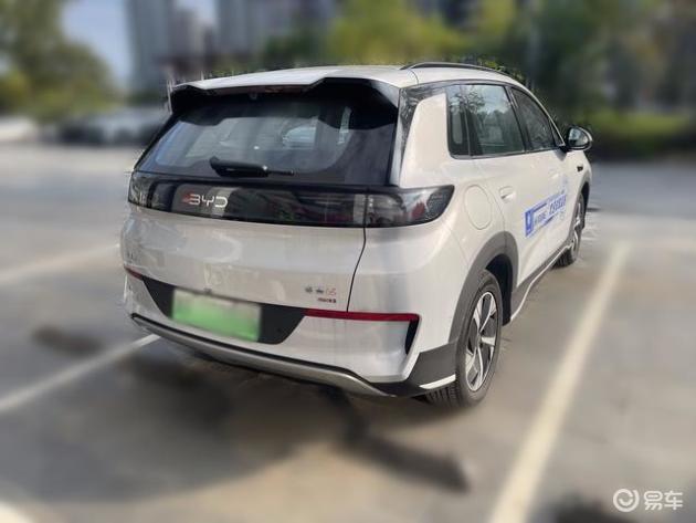 对比10万级纯电SUV：零跑B10 vs 海狮01EV，哪更划算