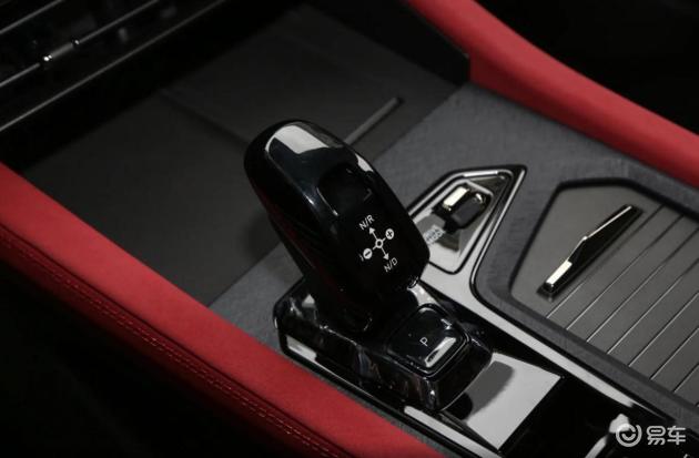 新旧领克03对比:动力升级,四驱变两驱