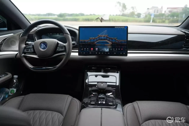 试驾比亚迪汉EV:14万落地,尝鲜体验真香