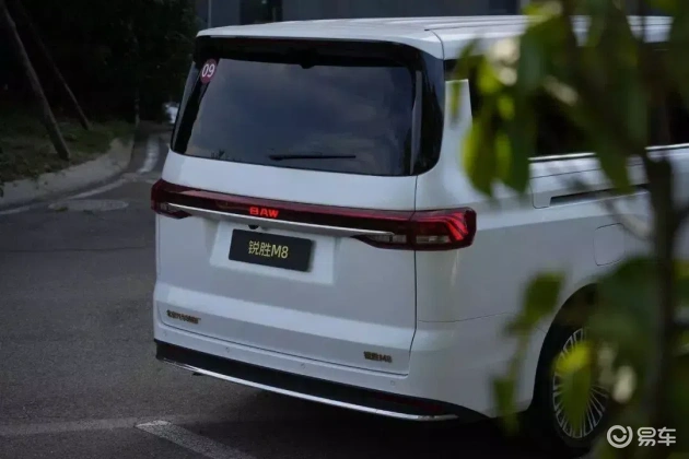 新锐MPV锐胜M8:抢先体验大家伙的魅力