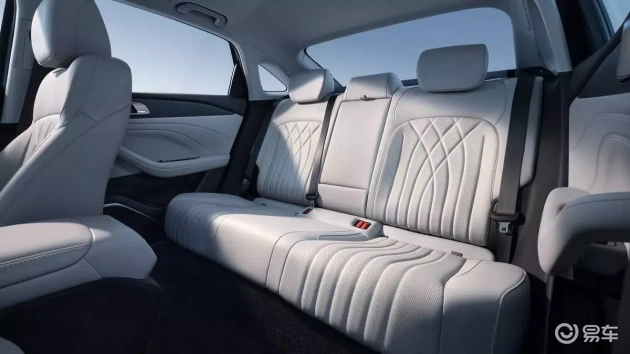 吉利银河星耀6 vs 比亚迪秦PLUS,购车决策