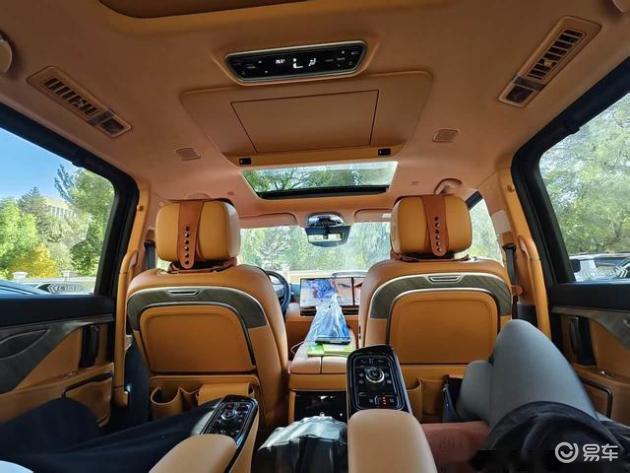 30万购高山8，搞定大家庭出行