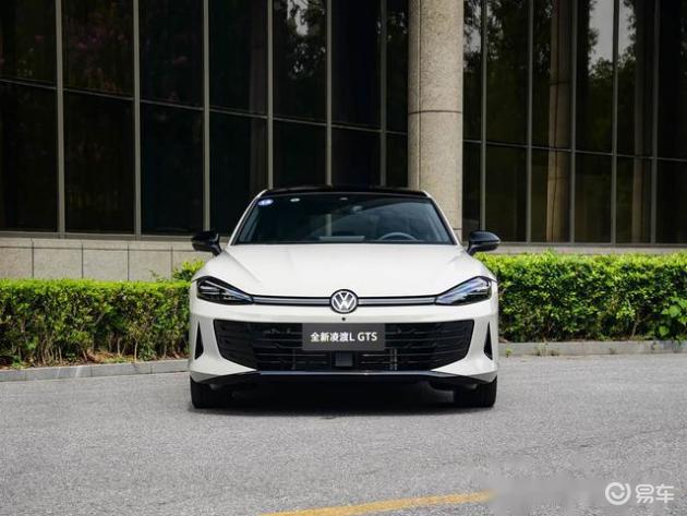 抚顺车迷看热闹：凌渡L vs 思域，谁更心动