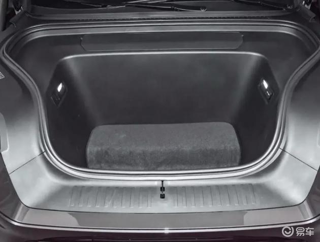 大型SUV大对决：空间、性能与灵活度，哪款最对你的胃口