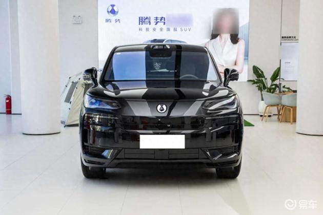 腾势N9 DM与智己LS9：大型新能源SUV对比