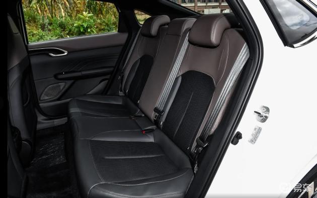 长安逸动与帝豪：家轿市场的趣味较量