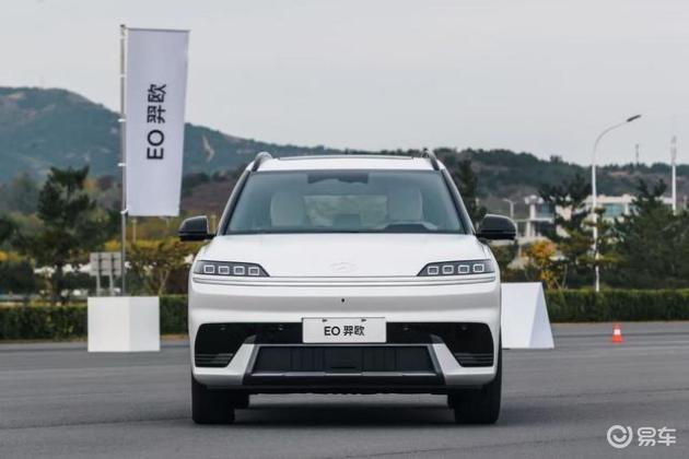试驾体验：与EO羿欧在研发基地的硬核互动