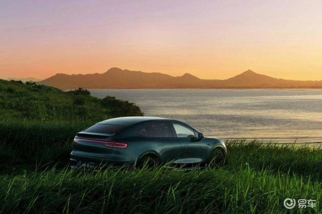 智界R7首个户外穿刺整车挑战,重新定义电动车安全与耐久新标杆