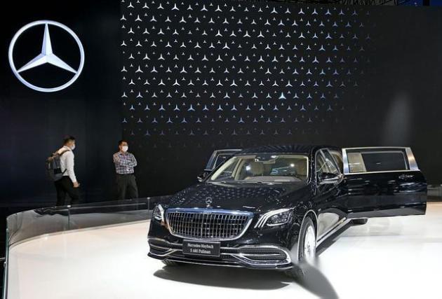 S500与迈巴赫：豪华与超豪华的趣味对决