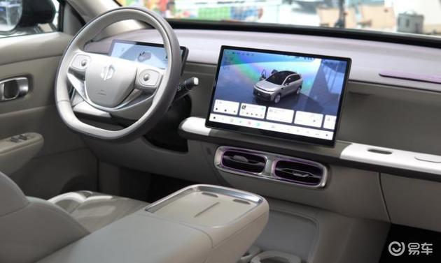 月销超9千台！探店零跑B10：9万多拿下电池终身质保+免费家充