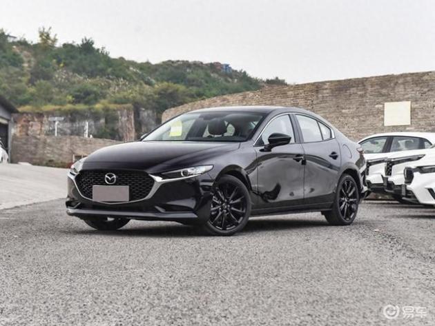 昂克赛拉VS伊兰特：10万级家用车轻松对比