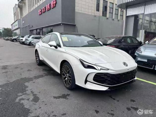 新款MG7智能升级，261马力，电动悬架，潜力大