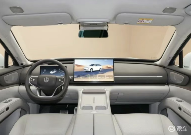 零跑D19/D99全系标配空悬+双8797芯片，30万级高端市场