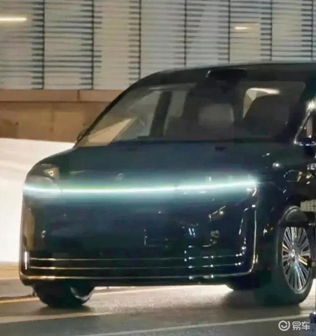 智界旗舰MPV，2026年，雪鸮增程技术