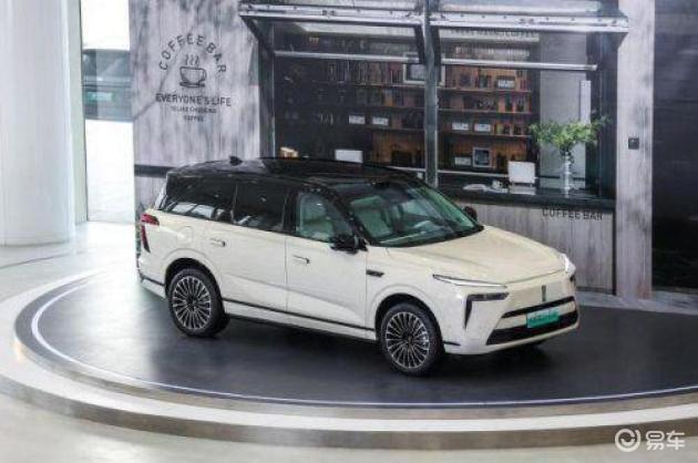 魏牌蓝山智能进阶版上市，27.58万起打造智能出行新标杆