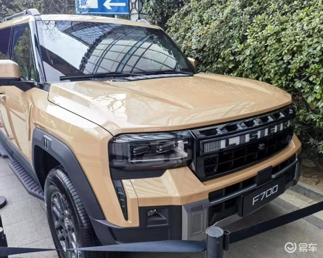 奇瑞新硬派皮卡捷途纵横700亮相,前卫造型,或配四电机