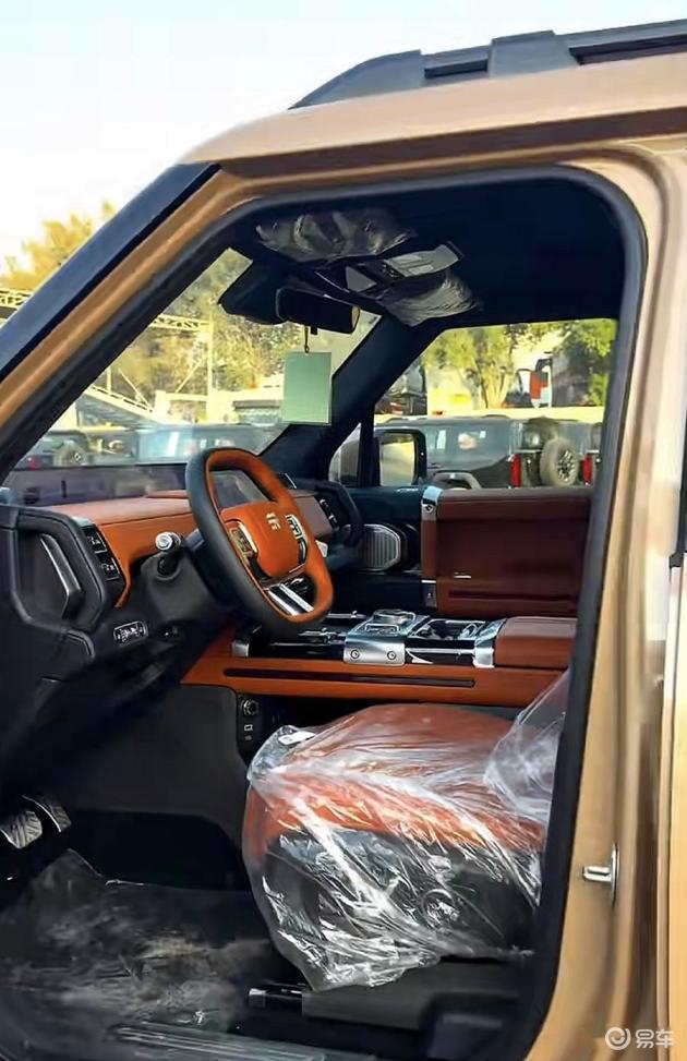 奇瑞新硬派皮卡捷途纵横700亮相,前卫造型,或配四电机