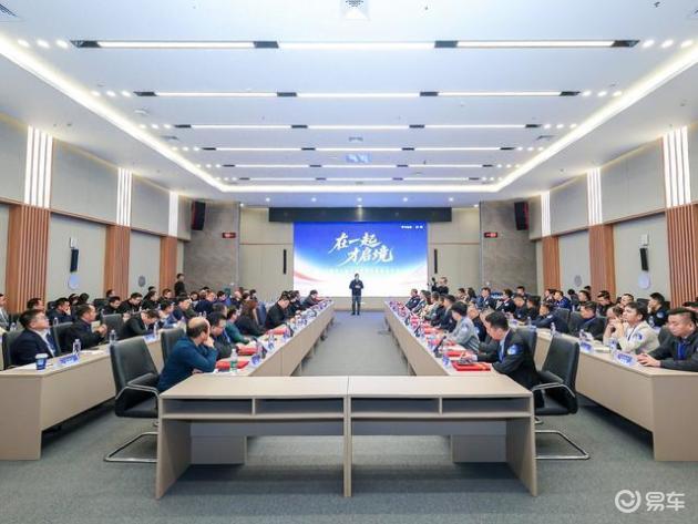 启境渠道升级，新车受豪华经销商热捧