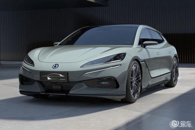 新款腾势Z9GT内饰官图发布：新增熔岩红配色，智驾硬件升级