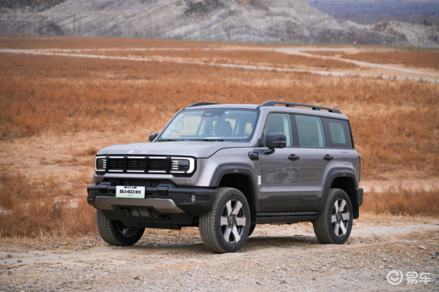 三十万搞定!家庭硬派SUV选车攻略,安全实用两不误