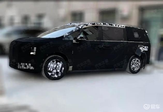 尊界MPV新谍照曝光，气场升级，或现身北京车展