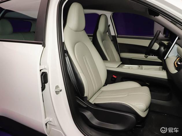 奇瑞新纯电车：小身板大空间，AI智能座舱+猎鹰500智驾