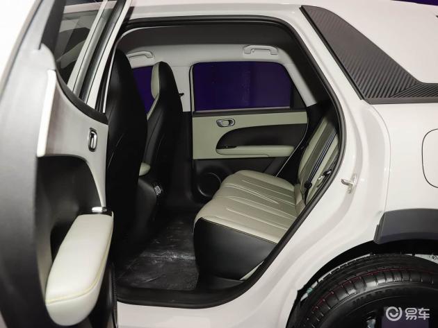 奇瑞新纯电车：小身板大空间，AI智能座舱+猎鹰500智驾