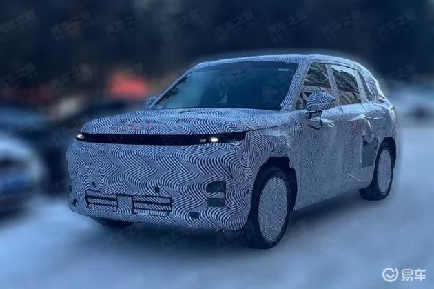 小鹏G02:中大型SUV双动力,430km纯电续航,家庭用车