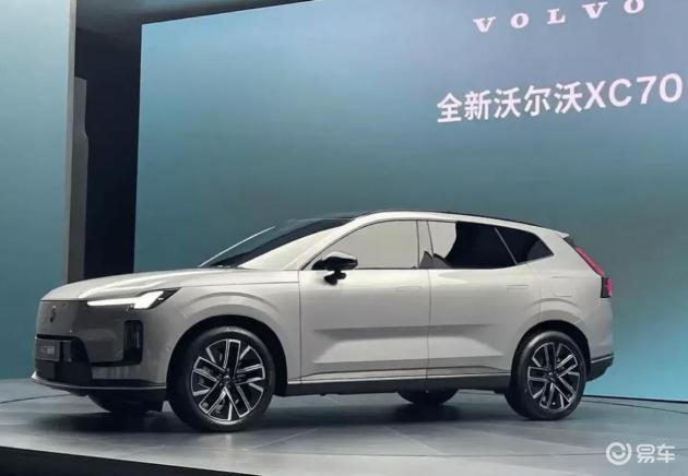 XC70玩冰壶，上演冬日速度与激情