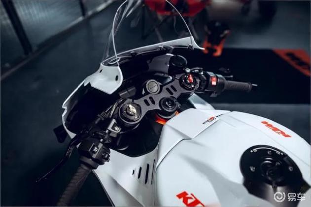 纯血赛道车，KTM 990 RC R TRACK版发布，马力提升至135匹