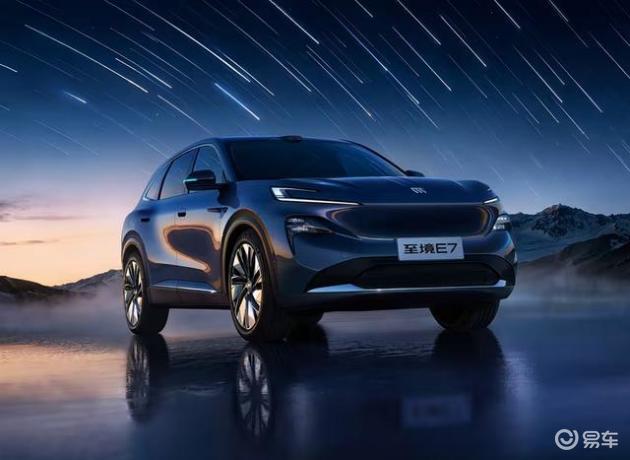 3月底首发 配备四座悬浮层座椅/二排影院屏 别克至境E7内饰发布