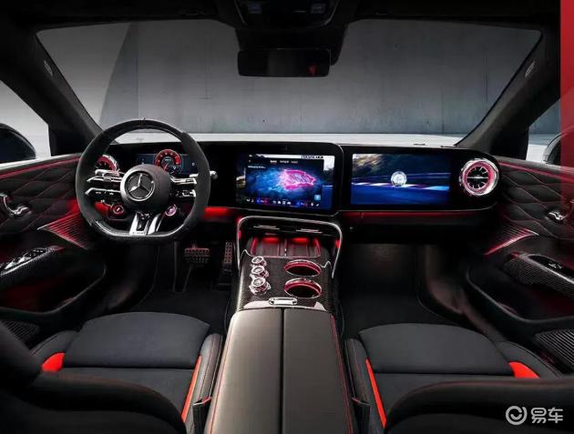 奔驰新力作：炫酷AMG GT四门轿跑车内饰首曝