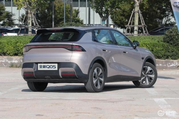 “金三银四”购车季到来，全新Q05与元UP降价促销，谁更具吸引力？