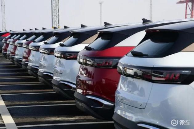 去年让你别买车，你说今年要收购置税！拍大腿晚了，价格战提前了