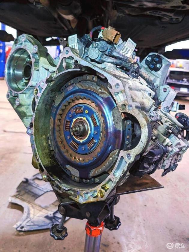 变速箱终身免维护_CVT变速箱油更换周期_奇瑞cvt变速箱能用几年