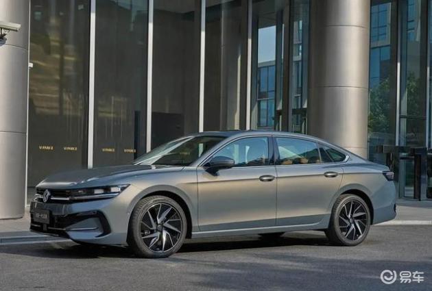 大众此次决心十足！迈腾最高优惠6.5万元，网友热议：不留余地给国产车