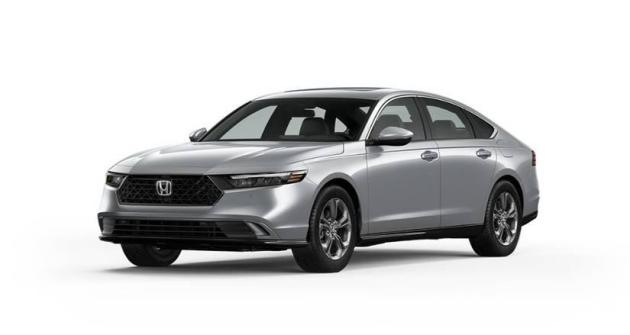 你可能认为自己已经了解答案：丰田凯美瑞 vs. 本田雅阁