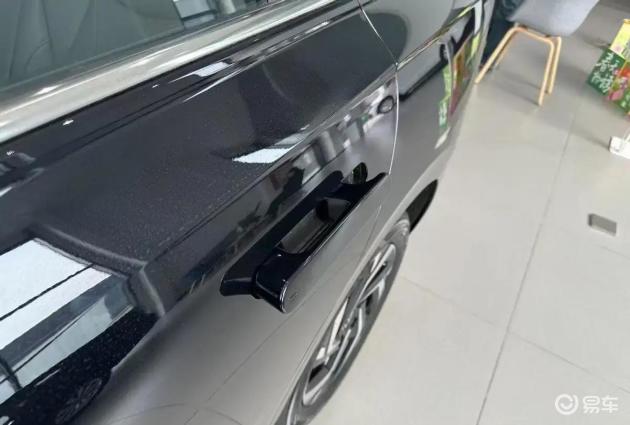 到店实拍大众朗逸，入门价降至6万多，动力充沛油耗更低，如何选择？