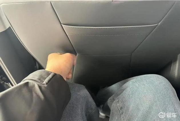 到店实拍大众朗逸，入门价降至6万多，动力充沛油耗更低，如何选择？