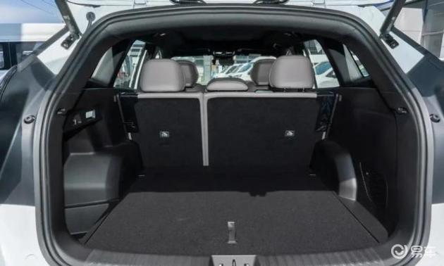 10到12万元大空间燃油SUV选谁更合适