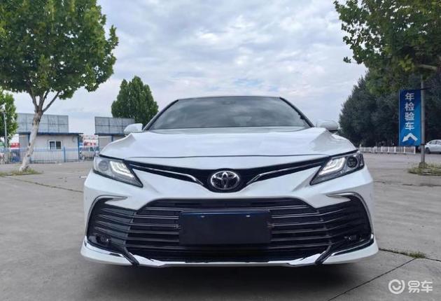 普通家庭购车的初衷是什么？凯美瑞15万元落地令许多人心动却也陷入矛盾