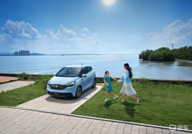 江铃集团新能源易至汽车EV3 PLUS: 都市职场妈妈的理想座驾